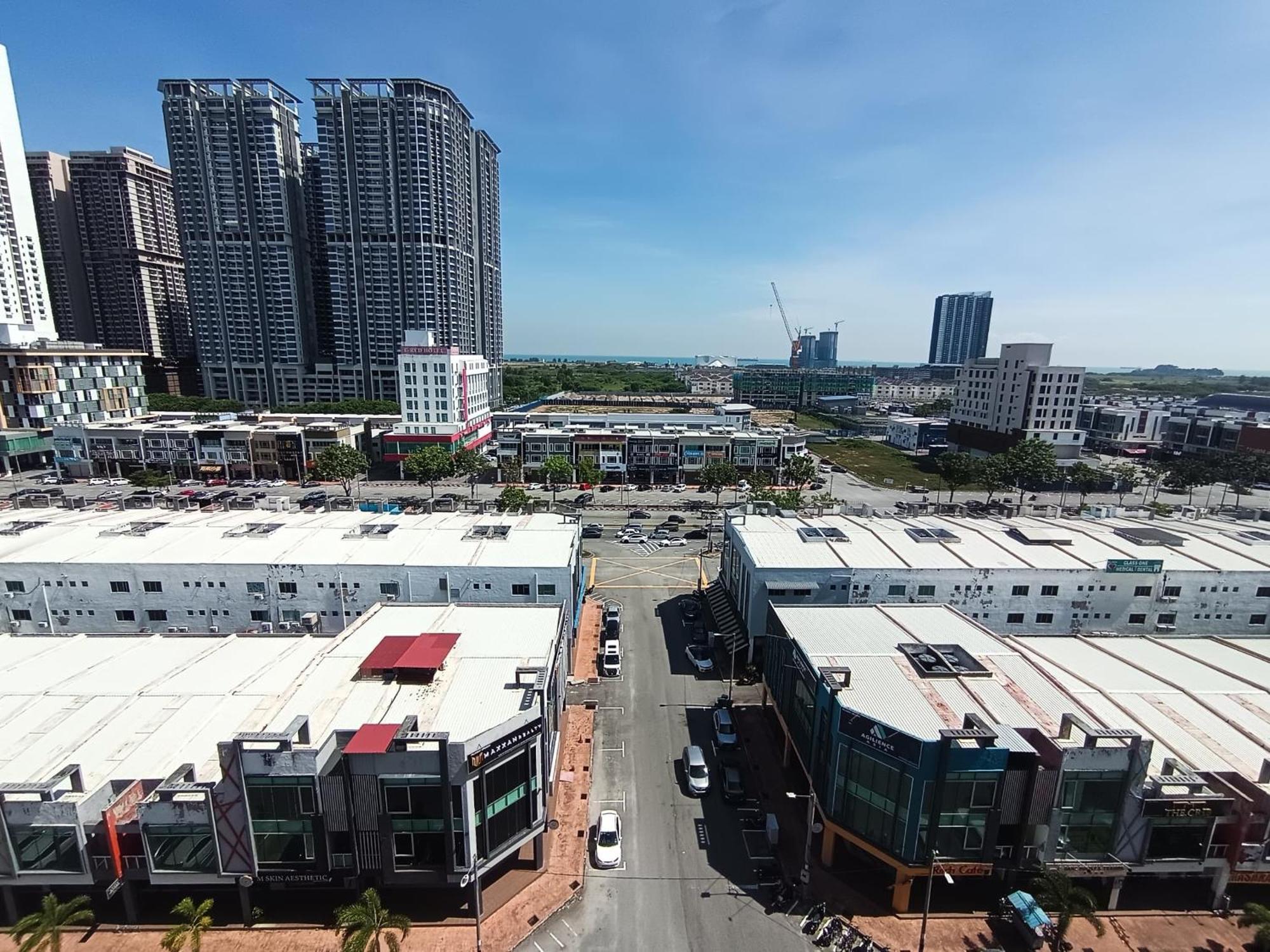 The Wave Residence By Jeffery Lam Home Management Malacca Exterior foto